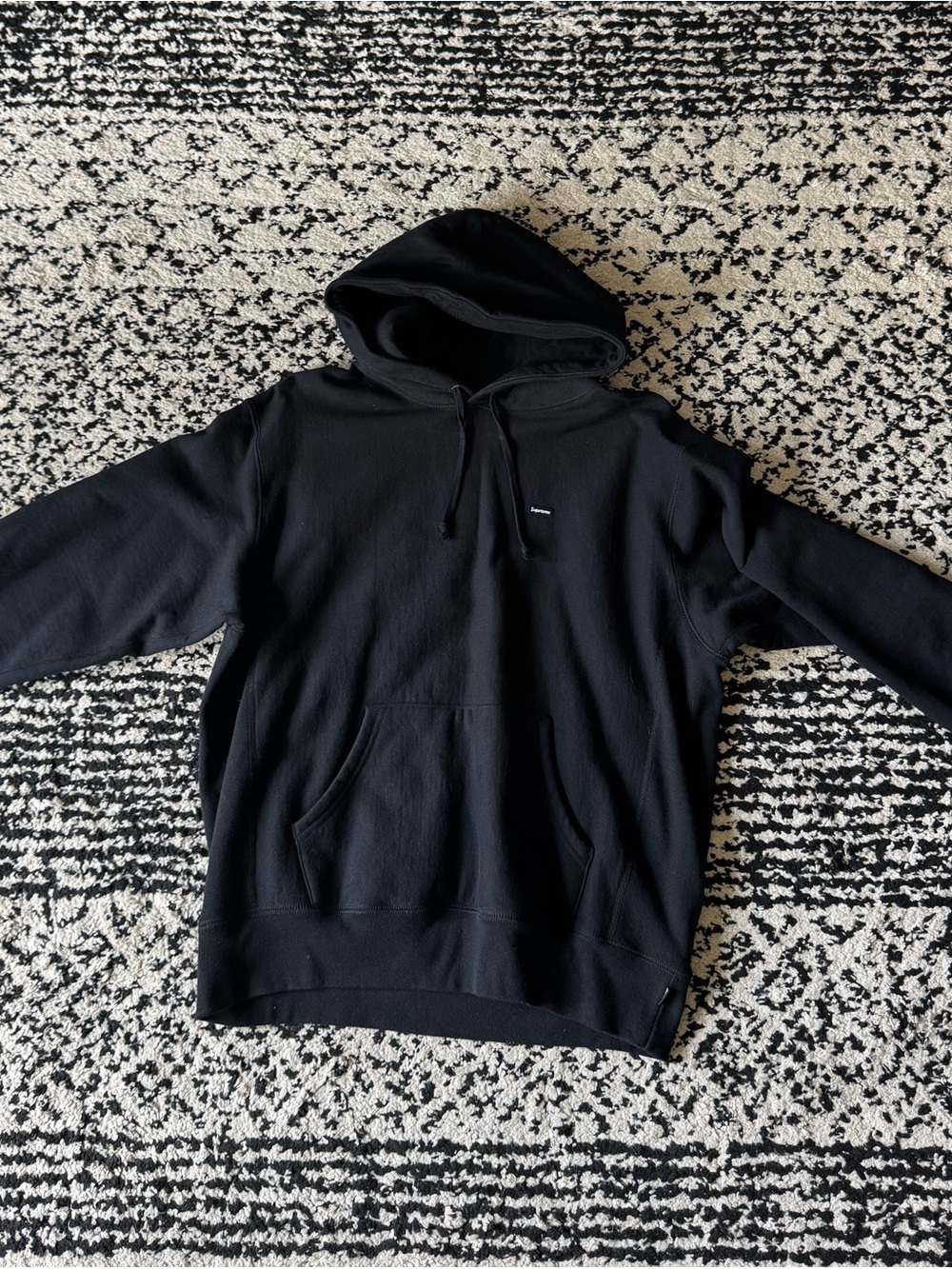 Supreme Small Box Hoodie Size Medium